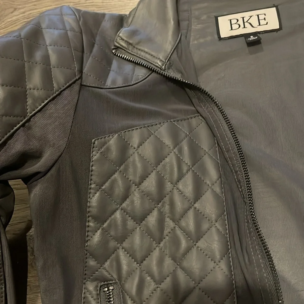 BKE Jacket - Picture 3 of 5